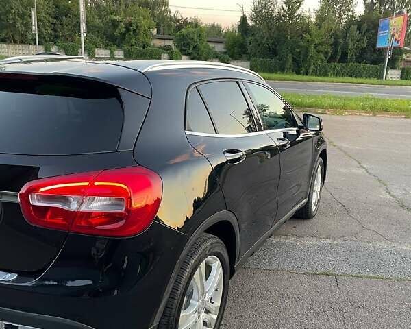 Черный Мерседес ГЛА-Класс, объемом двигателя 1.99 л и пробегом 202 тыс. км за 17200 $, фото 46 на Automoto.ua