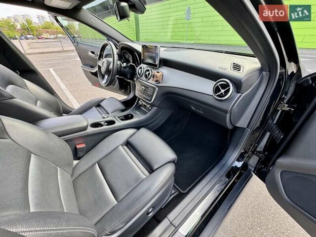 Черный Мерседес ГЛА-Класс, объемом двигателя 1.99 л и пробегом 99 тыс. км за 19900 $, фото 44 на Automoto.ua