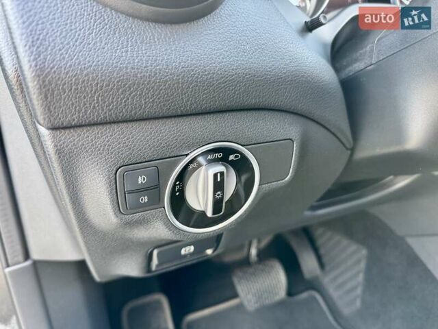 Черный Мерседес ГЛА-Класс, объемом двигателя 1.99 л и пробегом 99 тыс. км за 19900 $, фото 34 на Automoto.ua