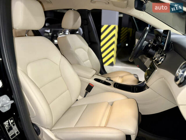 Черный Мерседес ГЛА-Класс, объемом двигателя 1.6 л и пробегом 61 тыс. км за 23800 $, фото 33 на Automoto.ua