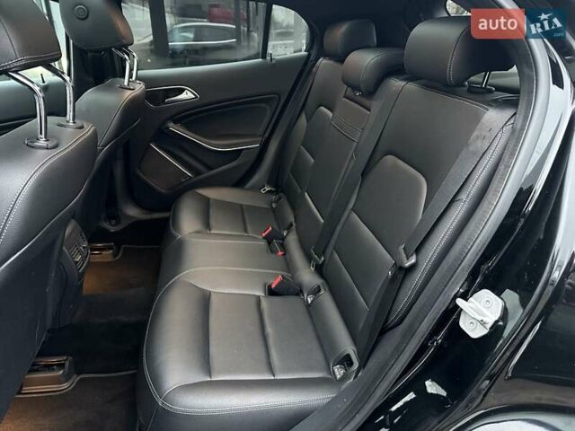 Чорний Мерседес ГЛА-Клас, об'ємом двигуна 1.99 л та пробігом 90 тис. км за 22900 $, фото 30 на Automoto.ua