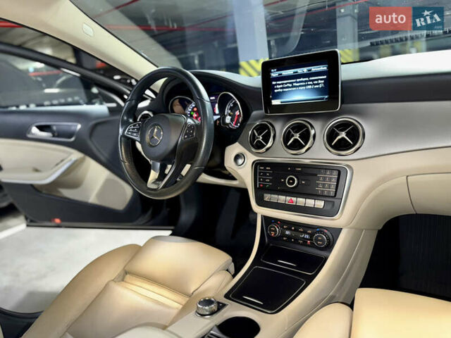 Мерседес ГЛА-Класс 2017 в Киеве на Automoto.ua Черный Мерседес ГЛА-Класс, объемом двигателя 1.6 л и пробегом 61 тыс. км за 25900 $, фото 34 на Automoto.ua