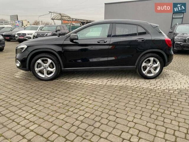 Черный Мерседес ГЛА-Класс, объемом двигателя 1.99 л и пробегом 76 тыс. км за 16500 $, фото 3 на Automoto.ua