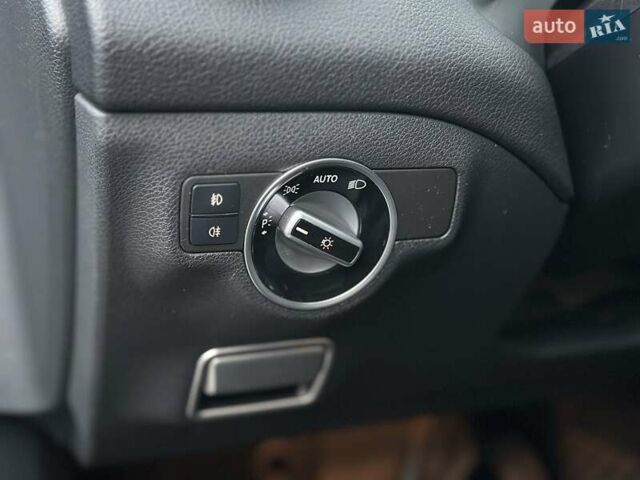 Чорний Мерседес ГЛА-Клас, об'ємом двигуна 1.99 л та пробігом 90 тис. км за 22900 $, фото 19 на Automoto.ua