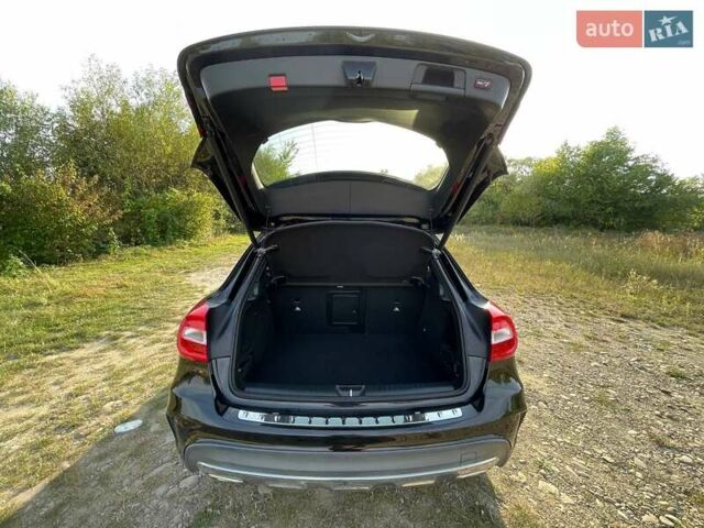 Черный Мерседес ГЛА-Класс, объемом двигателя 2 л и пробегом 50 тыс. км за 17800 $, фото 23 на Automoto.ua