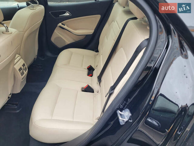 Чорний Мерседес ГЛА-Клас, об'ємом двигуна 1.99 л та пробігом 88 тис. км за 21000 $, фото 24 на Automoto.ua