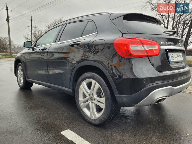 Чорний Мерседес ГЛА-Клас, об'ємом двигуна 1.99 л та пробігом 88 тис. км за 21000 $, фото 11 на Automoto.ua