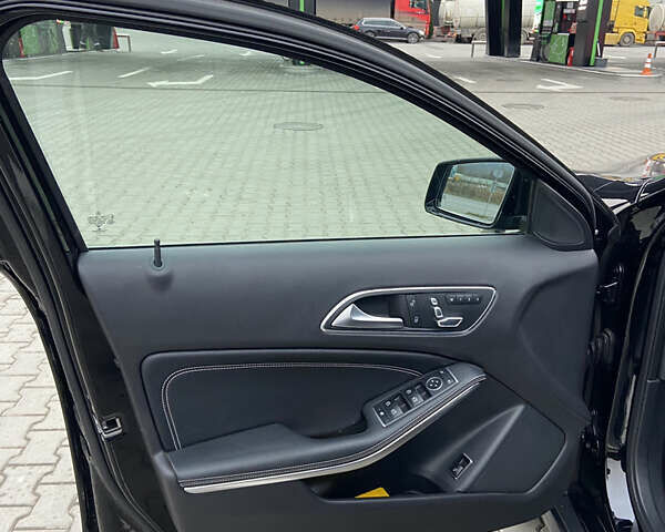 Черный Мерседес ГЛА-Класс, объемом двигателя 1.99 л и пробегом 34 тыс. км за 22400 $, фото 11 на Automoto.ua