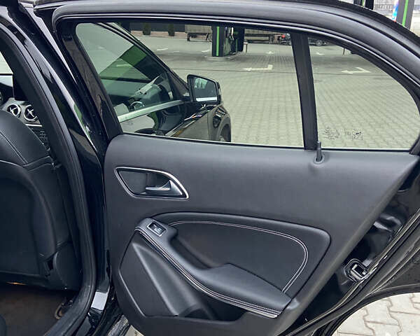 Черный Мерседес ГЛА-Класс, объемом двигателя 1.99 л и пробегом 34 тыс. км за 22400 $, фото 9 на Automoto.ua