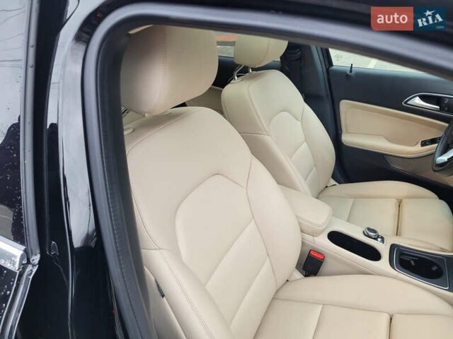 Чорний Мерседес ГЛА-Клас, об'ємом двигуна 1.99 л та пробігом 88 тис. км за 21000 $, фото 34 на Automoto.ua