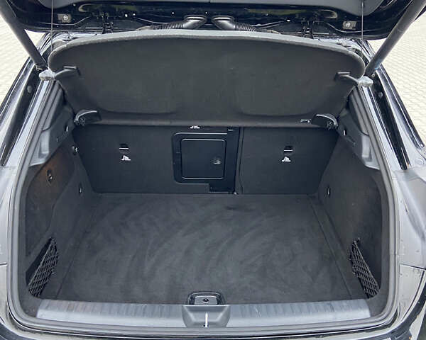 Черный Мерседес ГЛА-Класс, объемом двигателя 1.99 л и пробегом 34 тыс. км за 22400 $, фото 6 на Automoto.ua