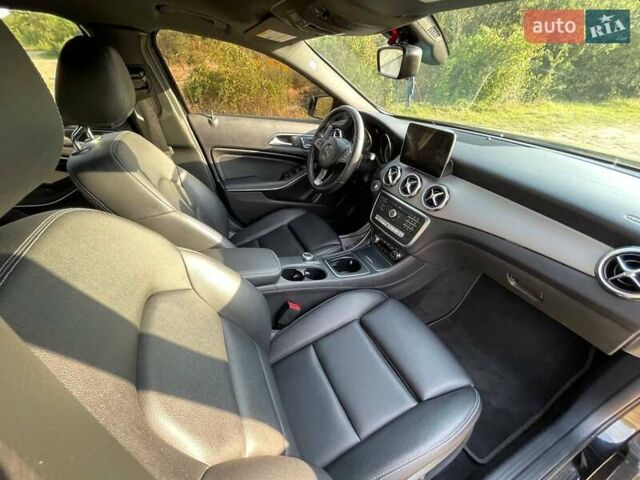 Чорний Мерседес ГЛА-Клас, об'ємом двигуна 2 л та пробігом 50 тис. км за 17800 $, фото 24 на Automoto.ua