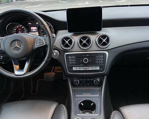 Черный Мерседес ГЛА-Класс, объемом двигателя 1.99 л и пробегом 34 тыс. км за 22400 $, фото 21 на Automoto.ua