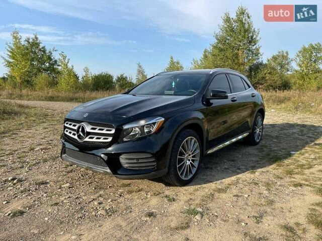 Чорний Мерседес ГЛА-Клас, об'ємом двигуна 2 л та пробігом 50 тис. км за 17800 $, фото 2 на Automoto.ua