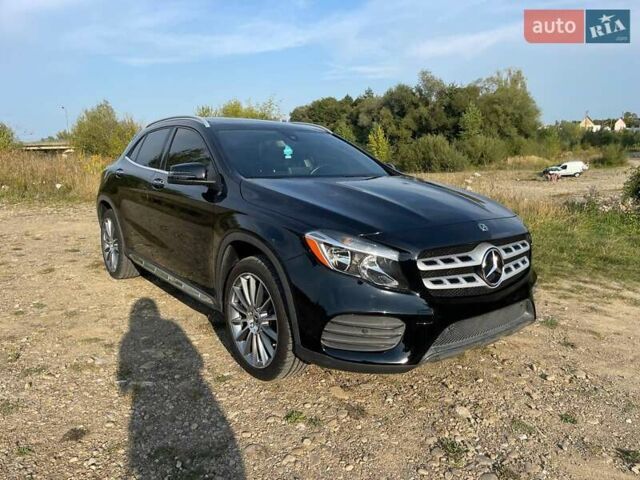 Черный Мерседес ГЛА-Класс, объемом двигателя 2 л и пробегом 50 тыс. км за 17800 $, фото 10 на Automoto.ua