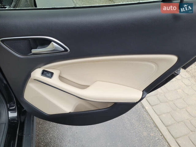 Чорний Мерседес ГЛА-Клас, об'ємом двигуна 1.99 л та пробігом 88 тис. км за 21000 $, фото 26 на Automoto.ua
