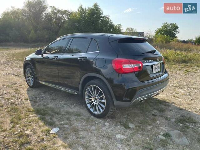 Черный Мерседес ГЛА-Класс, объемом двигателя 2 л и пробегом 50 тыс. км за 17800 $, фото 4 на Automoto.ua