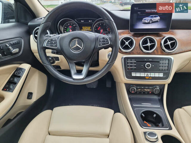 Чорний Мерседес ГЛА-Клас, об'ємом двигуна 1.99 л та пробігом 88 тис. км за 21000 $, фото 42 на Automoto.ua