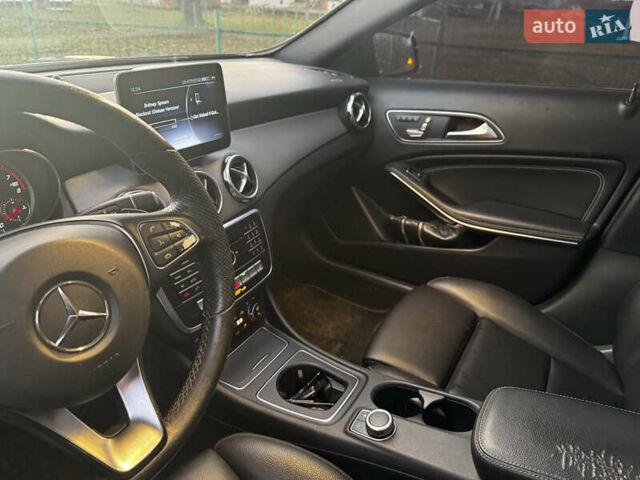 Чорний Мерседес ГЛА-Клас, об'ємом двигуна 1.99 л та пробігом 164 тис. км за 20800 $, фото 10 на Automoto.ua