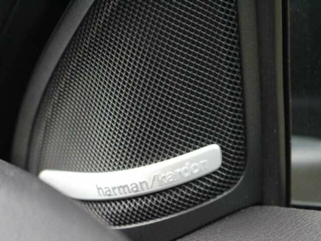 Мерседес ГЛА-Клас 2019 у Києві на Automoto.ua Чорний Мерседес ГЛА-Клас, об'ємом двигуна 2 л та пробігом 89 тис. км за 15300 $, фото 10 на Automoto.ua