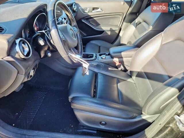 Черный Мерседес ГЛА-Класс, объемом двигателя 1.99 л и пробегом 170 тыс. км за 4200 $, фото 6 на Automoto.ua