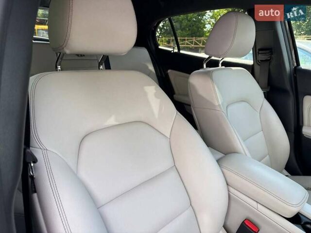 Мерседес ГЛА-Класс 2019 в Полтаве на Automoto.ua Черный Мерседес ГЛА-Класс, объемом двигателя 1.99 л и пробегом 110 тыс. км за 20500 $, фото 25 на Automoto.ua