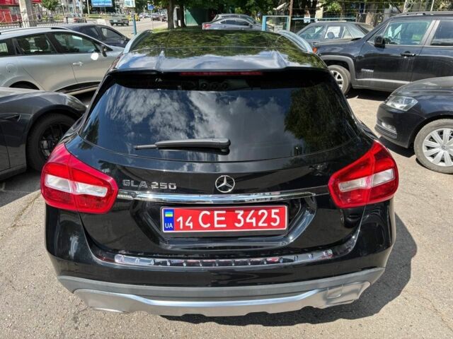 Мерседес ГЛА-Класс 2019 в Полтаве на Automoto.ua Черный Мерседес ГЛА-Класс, объемом двигателя 2 л и пробегом 110 тыс. км за 20500 $, фото 5 на Automoto.ua