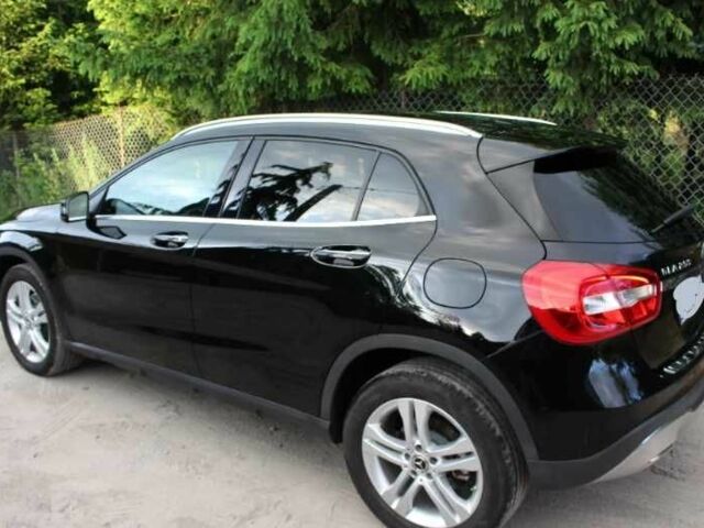 Мерседес ГЛА-Клас 2019 у Києві на Automoto.ua Чорний Мерседес ГЛА-Клас, об'ємом двигуна 2 л та пробігом 89 тис. км за 15300 $, фото 4 на Automoto.ua