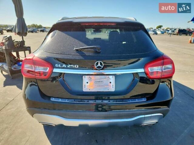 Черный Мерседес ГЛА-Класс, объемом двигателя 1.99 л и пробегом 170 тыс. км за 4200 $, фото 5 на Automoto.ua