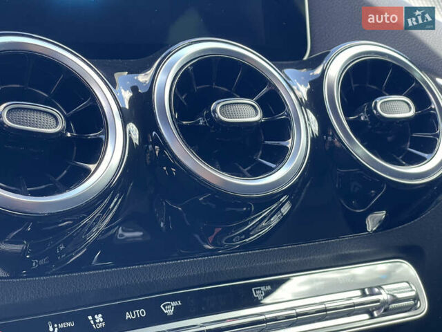 Мерседес ГЛА-Класс 2020 в Мукачеве на Automoto.ua Черный Мерседес ГЛА-Класс, объемом двигателя 1.4 л и пробегом 57 тыс. км за 34500 $, фото 46 на Automoto.ua