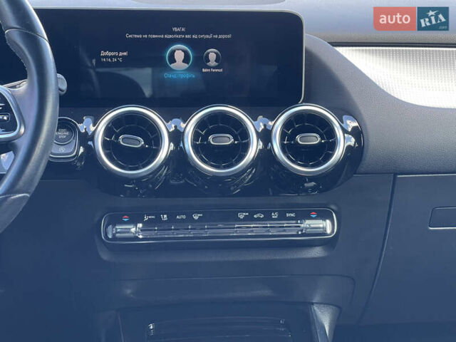 Мерседес ГЛА-Класс 2020 в Мукачеве на Automoto.ua Черный Мерседес ГЛА-Класс, объемом двигателя 1.4 л и пробегом 57 тыс. км за 34500 $, фото 25 на Automoto.ua
