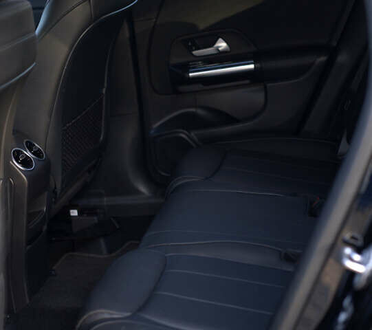 Мерседес ГЛА-Класс 2020 в Владимир-Волынский на Automoto.ua Черный Мерседес ГЛА-Класс, объемом двигателя 2 л и пробегом 95 тыс. км за 33500 $, фото 40 на Automoto.ua