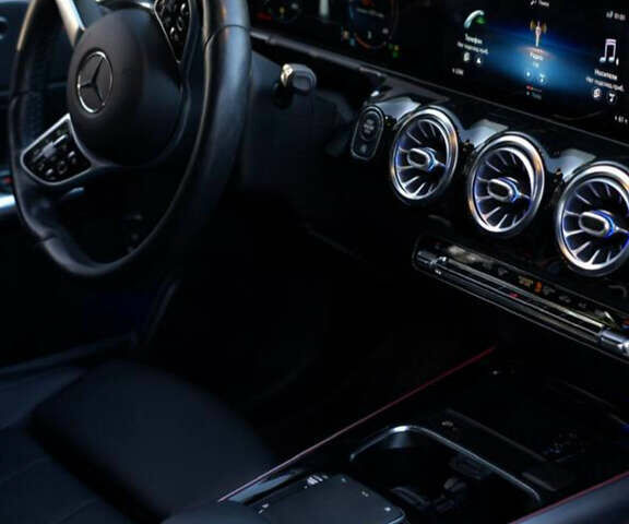 Чорний Мерседес ГЛА-Клас, об'ємом двигуна 2 л та пробігом 97 тис. км за 28200 $, фото 14 на Automoto.ua