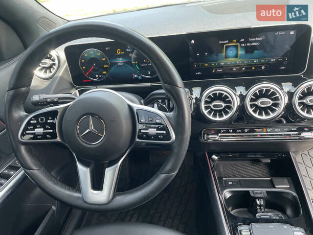Мерседес ГЛА-Класс 2020 в Владимир-Волынский на Automoto.ua Черный Мерседес ГЛА-Класс, объемом двигателя 2 л и пробегом 95 тыс. км за 33500 $, фото 45 на Automoto.ua