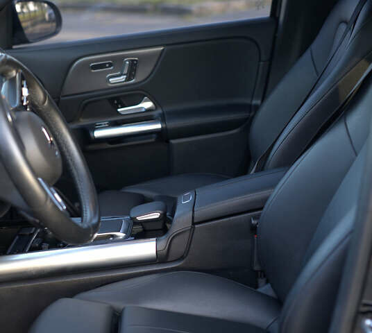 Мерседес ГЛА-Класс 2020 в Владимир-Волынский на Automoto.ua Черный Мерседес ГЛА-Класс, объемом двигателя 2 л и пробегом 95 тыс. км за 33500 $, фото 32 на Automoto.ua