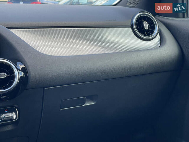Мерседес ГЛА-Класс 2020 в Мукачеве на Automoto.ua Черный Мерседес ГЛА-Класс, объемом двигателя 1.4 л и пробегом 57 тыс. км за 34500 $, фото 23 на Automoto.ua