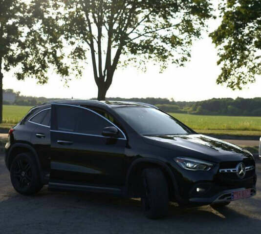 Чорний Мерседес ГЛА-Клас, об'ємом двигуна 2 л та пробігом 97 тис. км за 28200 $, фото 6 на Automoto.ua