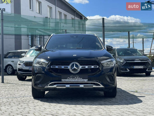 Мерседес ГЛА-Класс 2020 в Мукачеве на Automoto.ua Черный Мерседес ГЛА-Класс, объемом двигателя 1.4 л и пробегом 57 тыс. км за 34500 $, фото 1 на Automoto.ua