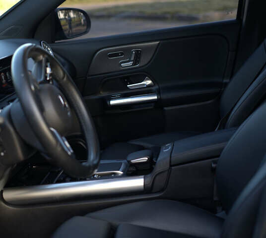 Мерседес ГЛА-Класс 2020 в Владимир-Волынский на Automoto.ua Черный Мерседес ГЛА-Класс, объемом двигателя 2 л и пробегом 95 тыс. км за 33500 $, фото 31 на Automoto.ua