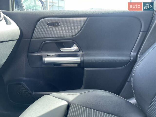 Мерседес ГЛА-Класс 2020 в Мукачеве на Automoto.ua Черный Мерседес ГЛА-Класс, объемом двигателя 1.4 л и пробегом 57 тыс. км за 34500 $, фото 32 на Automoto.ua