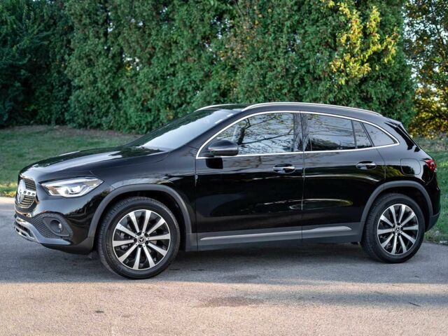 Мерседес ГЛА-Клас 2021 у Дніпро (Дніпропетровську) на Automoto.ua Чорний Мерседес ГЛА-Клас, об'ємом двигуна 2 л та пробігом 10 тис. км за 12200 $, фото 3 на Automoto.ua