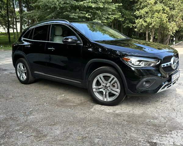 Черный Мерседес ГЛА-Класс, объемом двигателя 1.99 л и пробегом 82 тыс. км за 33500 $, фото 4 на Automoto.ua