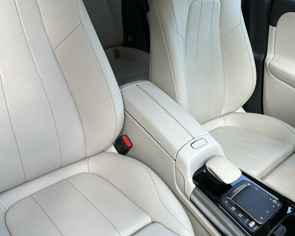 Черный Мерседес ГЛА-Класс, объемом двигателя 1.99 л и пробегом 82 тыс. км за 33500 $, фото 18 на Automoto.ua