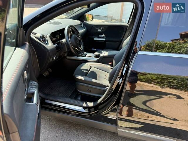 Черный Мерседес ГЛА-Класс, объемом двигателя 1.99 л и пробегом 20 тыс. км за 38500 $, фото 3 на Automoto.ua
