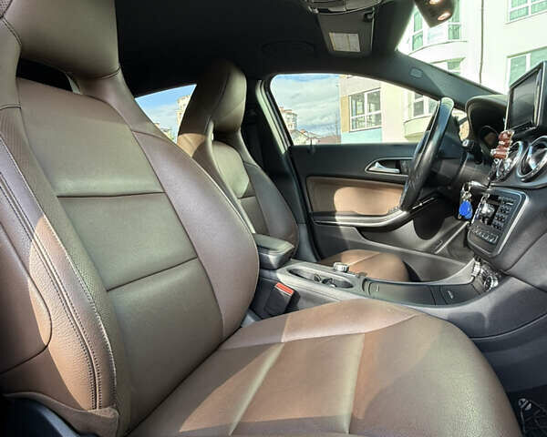 Мерседес ГЛА-Класс 2015 в Ивано-Франковске на Automoto.ua Фиолетовый Мерседес ГЛА-Класс, объемом двигателя 1.99 л и пробегом 114 тыс. км за 18900 $, фото 18 на Automoto.ua