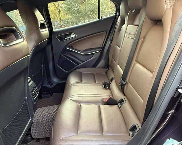 Мерседес ГЛА-Класс 2015 в Ивано-Франковске на Automoto.ua Фиолетовый Мерседес ГЛА-Класс, объемом двигателя 1.99 л и пробегом 114 тыс. км за 18900 $, фото 24 на Automoto.ua