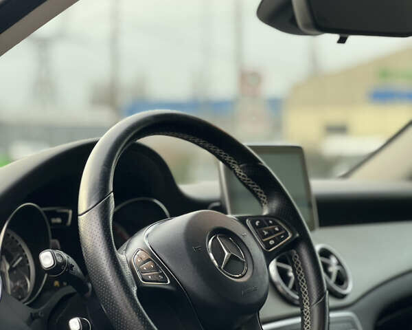 Коричневый Мерседес ГЛА-Класс, объемом двигателя 2.14 л и пробегом 98 тыс. км за 23599 $, фото 9 на Automoto.ua