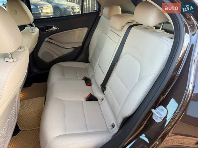 Коричневый Мерседес ГЛА-Класс, объемом двигателя 2.14 л и пробегом 100 тыс. км за 25300 $, фото 50 на Automoto.ua