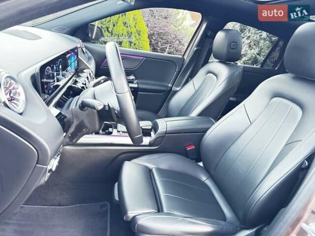 Коричневий Мерседес ГЛА-Клас, об'ємом двигуна 2 л та пробігом 93 тис. км за 29700 $, фото 27 на Automoto.ua