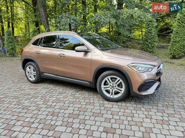 Коричневий Мерседес ГЛА-Клас, об'ємом двигуна 2 л та пробігом 93 тис. км за 29700 $, фото 41 на Automoto.ua